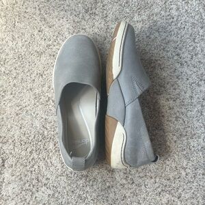 DANSKO REBA SLIP ON Size 37/6.5 Women’s Slip On Grey Comfort Casual Walking Shoe
